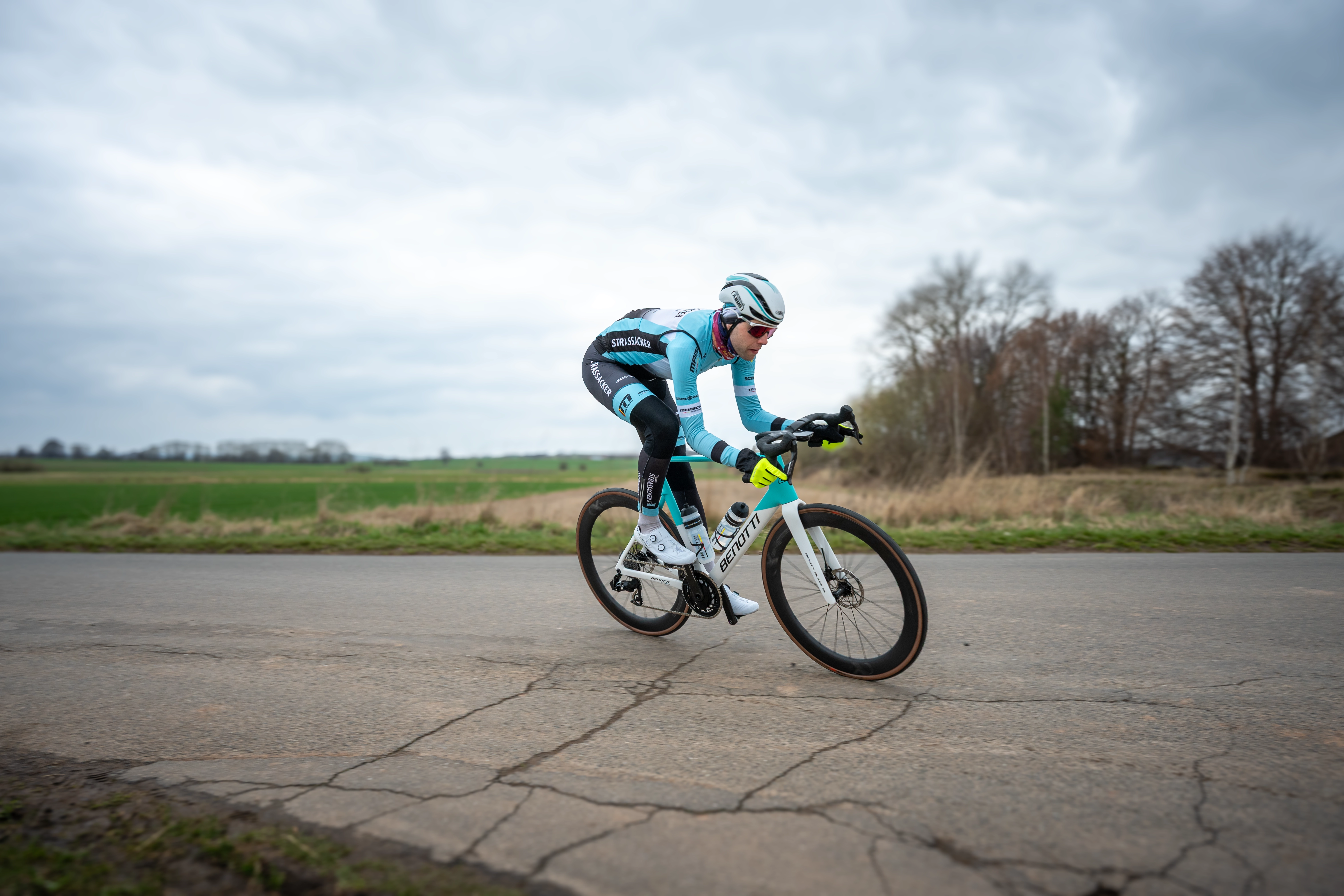 Team-Strassacker-BENOTTI-BLADE-SL-Team-Edition