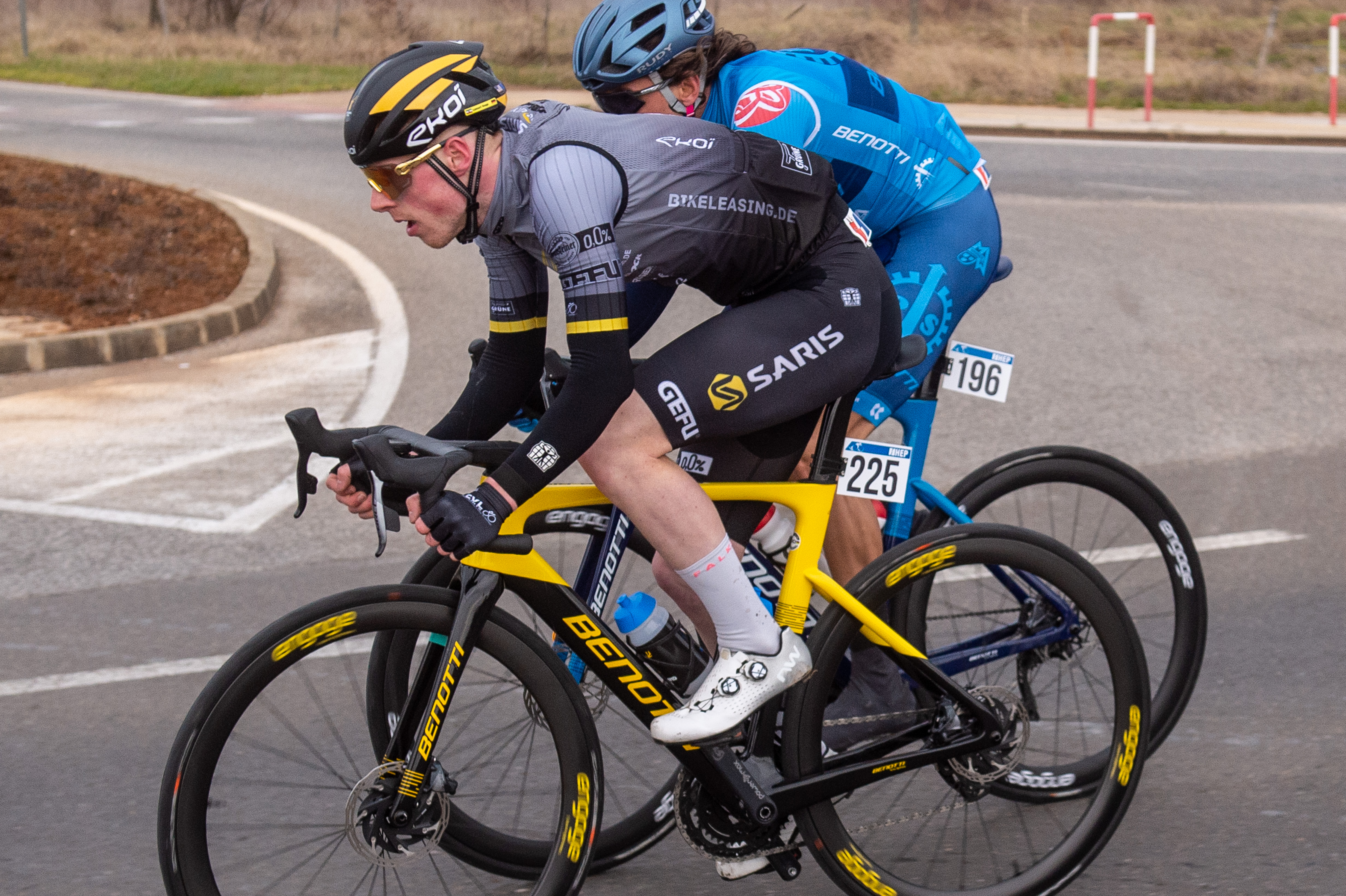 Zwei Teamfahrer auf BENOTTI-Rennrädern bei der Deutschlandtour