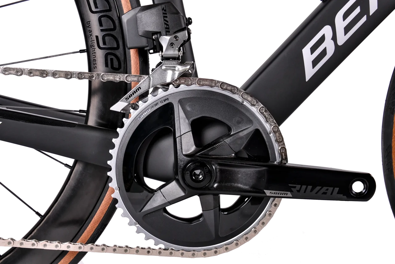 FUOCO AERO SL, SRAM Rival eTap AXS FUOCO AERO SL, SRAM Rival eTap AXS